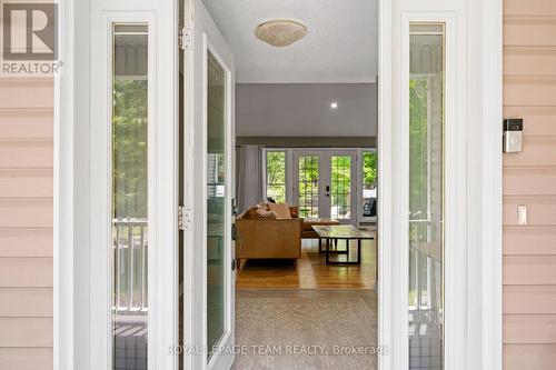 5040 Stonecrest Road, Ottawa, ON - Outdoor With Exterior