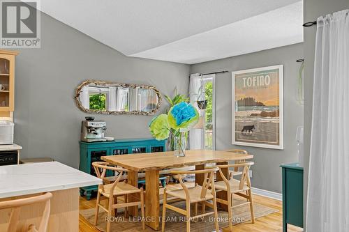 5040 Stonecrest Road, Ottawa, ON - Indoor Photo Showing Dining Room