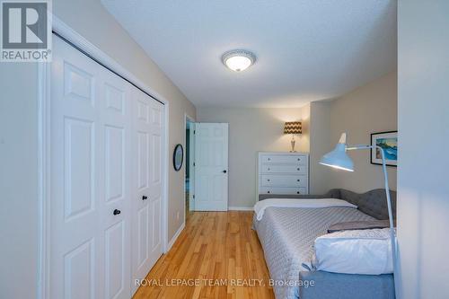 5040 Stonecrest Road, Ottawa, ON - Indoor Photo Showing Bedroom