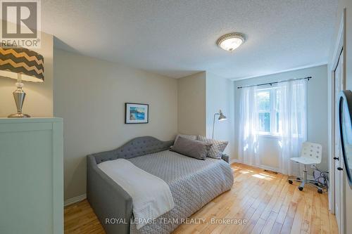 5040 Stonecrest Road, Ottawa, ON - Indoor Photo Showing Bedroom