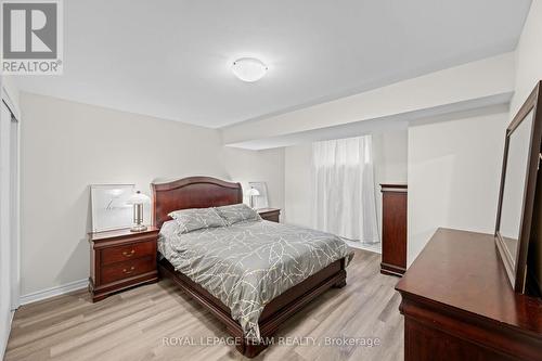 5040 Stonecrest Road, Ottawa, ON - Indoor Photo Showing Bedroom