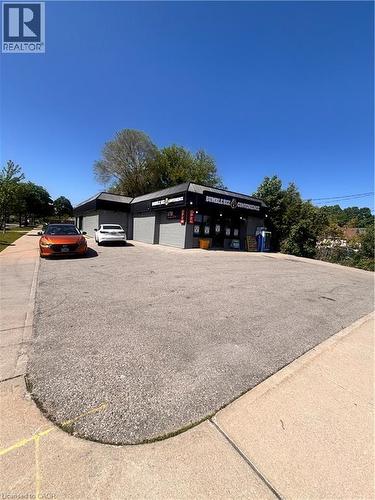 556 Stirling Avenue S, Kitchener, ON 
