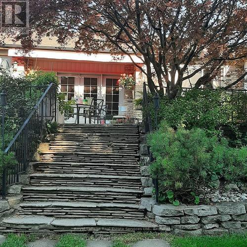 UPPER LEVEL (ONLY) - 184 DUNDAS STREET E , Hamilton (Waterdown), Ontario L8N 2Z7 5