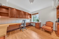 Bureau - 