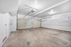 Garage - 