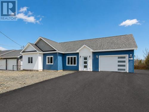 214 St.Thomas Line, Paradise, NL 