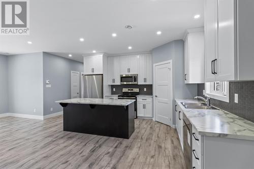 214 St.Thomas Line, Paradise, NL 