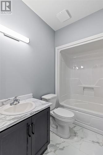 214 St.Thomas Line, Paradise, NL 