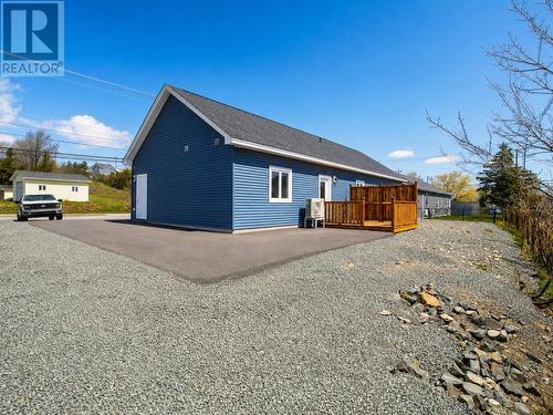 214 St.Thomas Line, Paradise, NL 