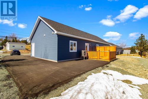 214 St.Thomas Line, Paradise, NL 
