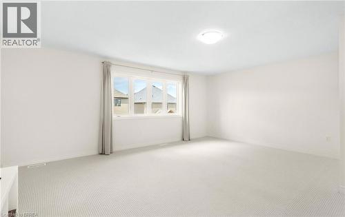 10 Mcgovern Lane, Paris, ON - Indoor Photo Showing Other Room