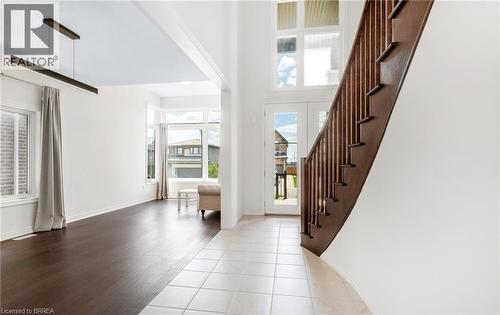 10 Mcgovern Lane, Paris, ON - Indoor Photo Showing Other Room