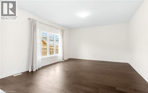 10 Mcgovern Lane, Paris, ON - Indoor Photo Showing Other Room