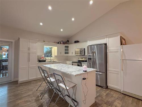 10 Maple Ridge Crescent, Brandon, MB - Indoor