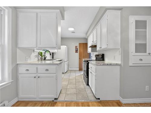132 Topcliffe Cres, Fredericton, NB 
