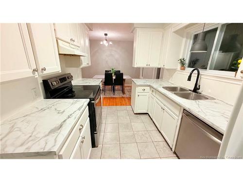 132 Topcliffe Cres, Fredericton, NB 
