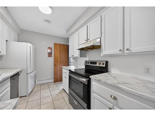 132 Topcliffe Cres, Fredericton, NB 