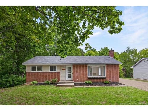 132 Topcliffe Cres, Fredericton, NB 