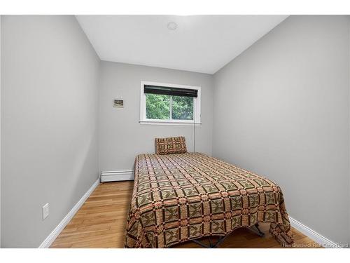 132 Topcliffe Cres, Fredericton, NB 