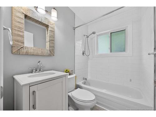 132 Topcliffe Cres, Fredericton, NB 