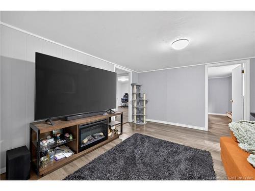 132 Topcliffe Cres, Fredericton, NB 