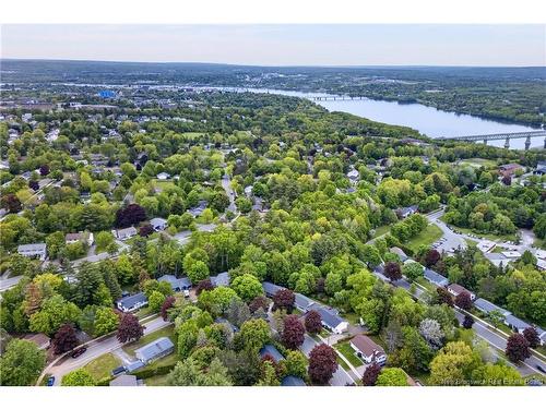 132 Topcliffe Cres, Fredericton, NB 