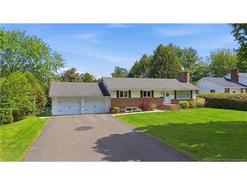 378 Glengarry Pl, Fredericton, NB 
