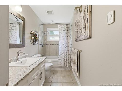378 Glengarry Pl, Fredericton, NB 