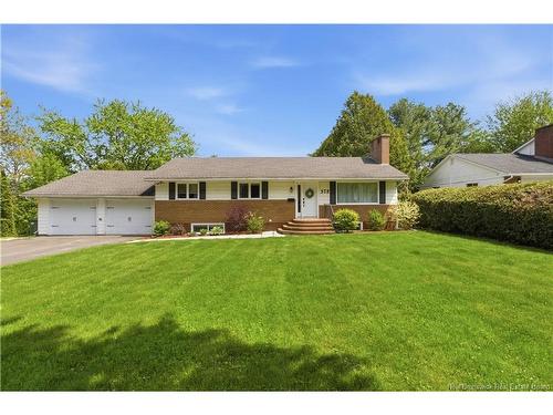 378 Glengarry Pl, Fredericton, NB 