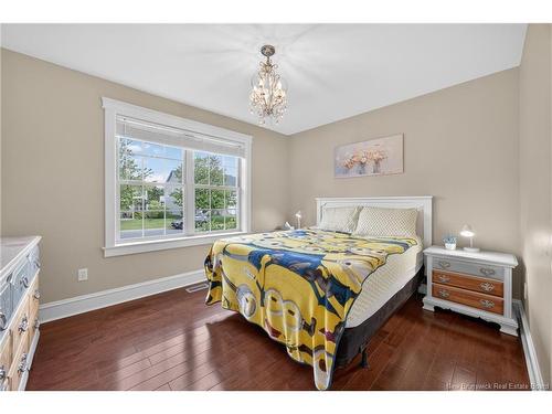 30 Red Maple Crt, Fredericton, NB 
