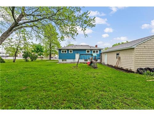 82 Eighth St, Moncton, NB 