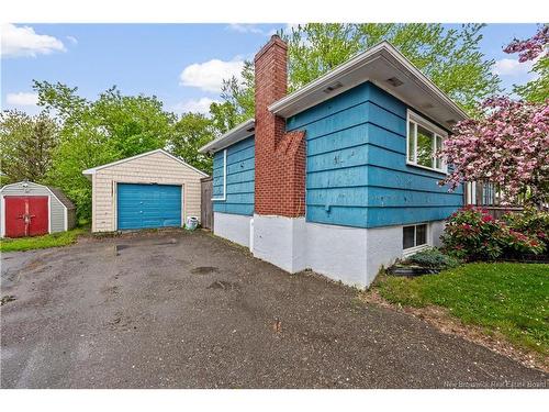 82 Eighth St, Moncton, NB 