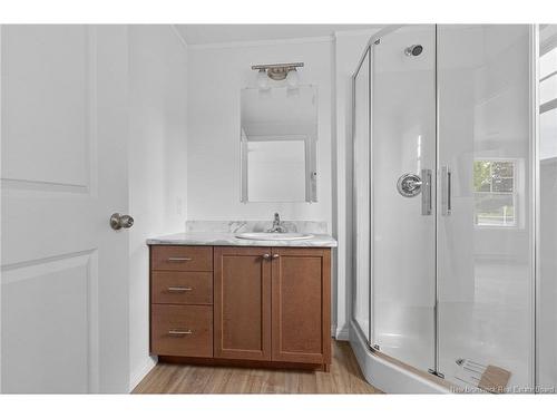 13 Condon Cres, Lakeville, NB 