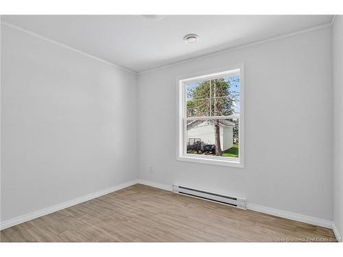 13 Condon Cres, Lakeville, NB 