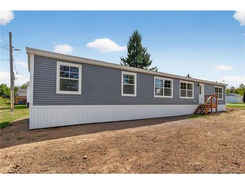 13 Condon Cres, Lakeville, NB 