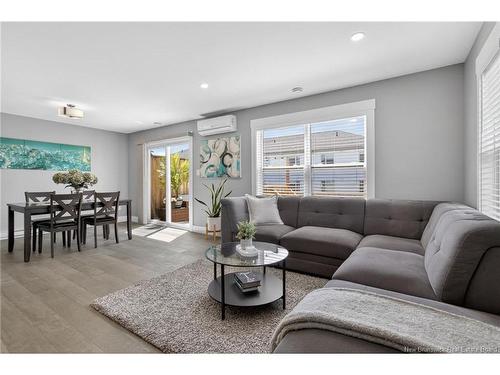 59 Warner, Moncton, NB 