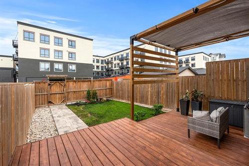 304 Park East Dr, Winnipeg, MB 