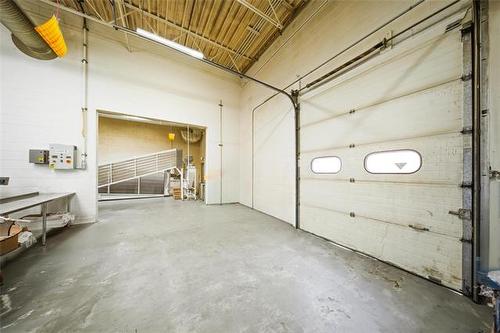 1172 Sanford St, Winnipeg, MB 