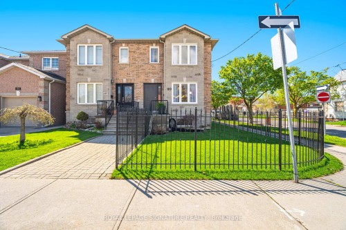 189 Aileen Avenue, Toronto, ON 