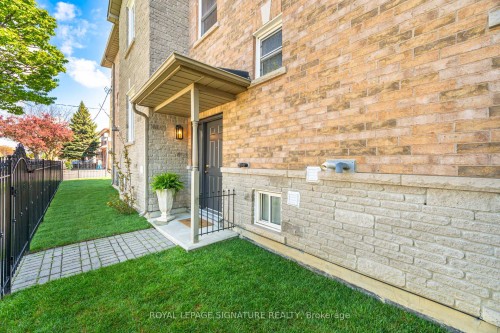 189 Aileen Avenue, Toronto, ON 