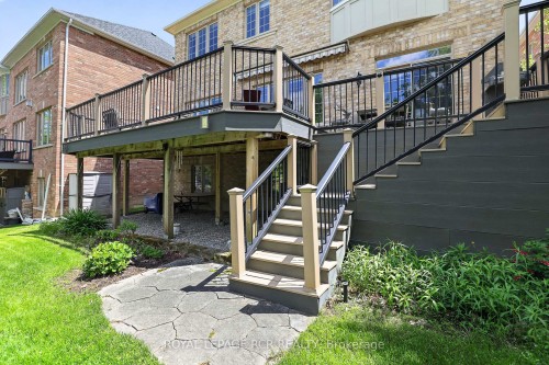 19 Emerald Heights Drive, Whitchurch-Stouffville, ON - Outdoor With Deck Patio Veranda