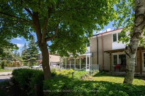 333 Neal Drive, Richmond Hill, ON 