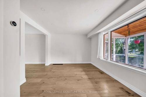 333 Neal Drive, Richmond Hill, ON 