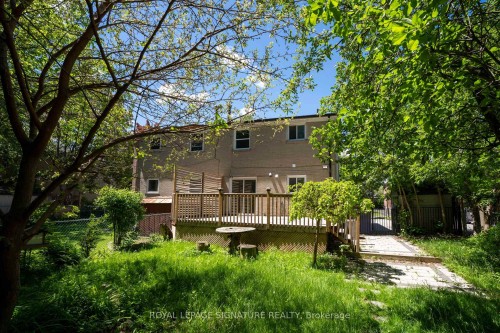 333 Neal Drive, Richmond Hill, ON 