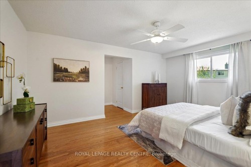 2770 Council Ring Road, Mississauga, ON - Indoor Photo Showing Bedroom