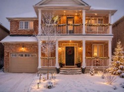 112 Barnwood Drive Richmond Hill, ON L4E 5A2