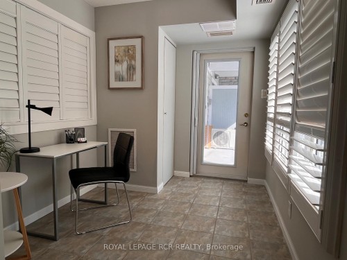 212-900 Bogart Mill Trail, Newmarket, ON - Indoor Photo Showing Other Room