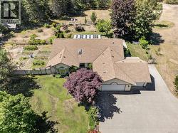 657 Sierra Pines Rd Comox, BC V9M 3W8