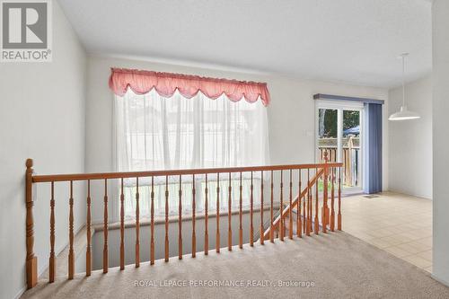 9 Saddle Crescent, Ottawa, ON 