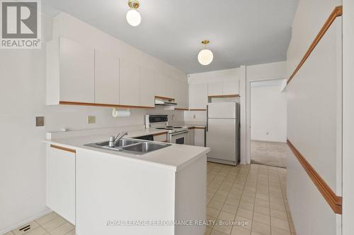 9 Saddle Crescent, Ottawa, ON 